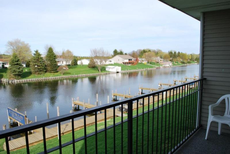 Fleetwood Inn Suites Cheboygan Eksteriør bilde